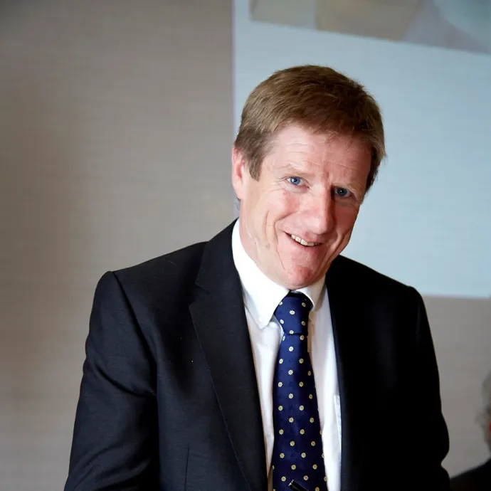 A headshot of Professor Russell Morris